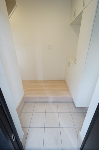 玄関　当日の見学大歓迎！