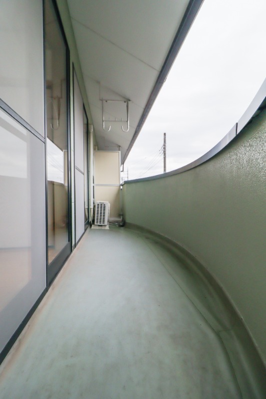 バルコニー　図面と現状に相違がある場合には現状を優先