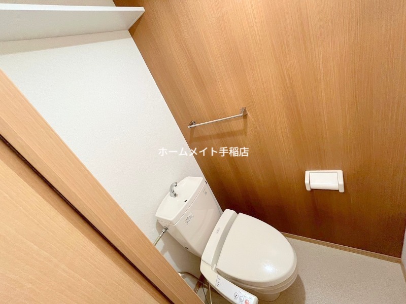 トイレ　ウォシュレット付き♪