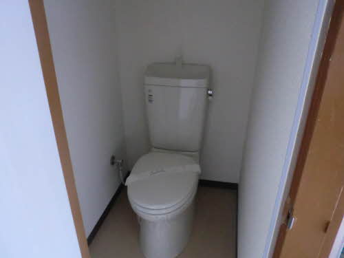 森田マンションのトイレ写真