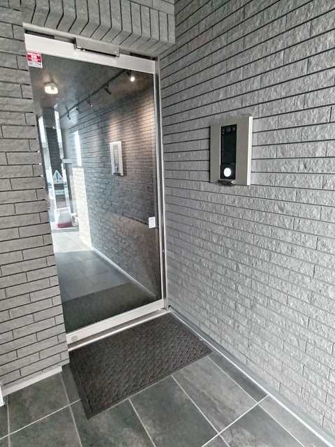 エントランス　オートロック