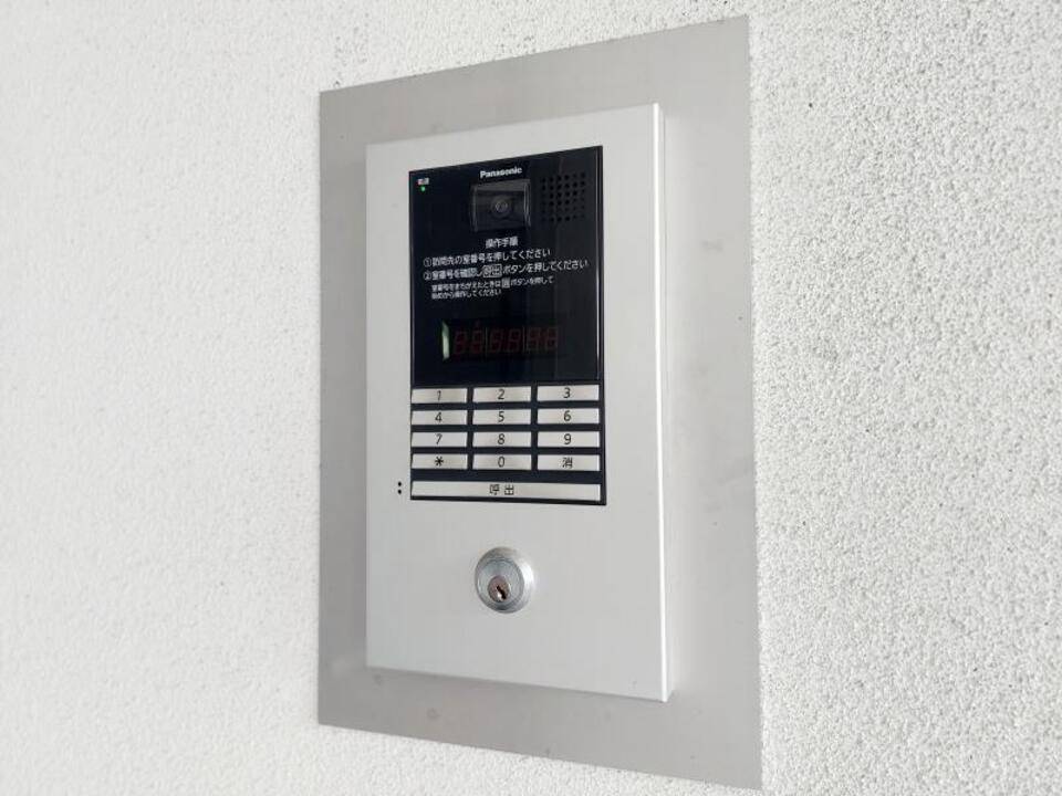 エントランス　オートロック