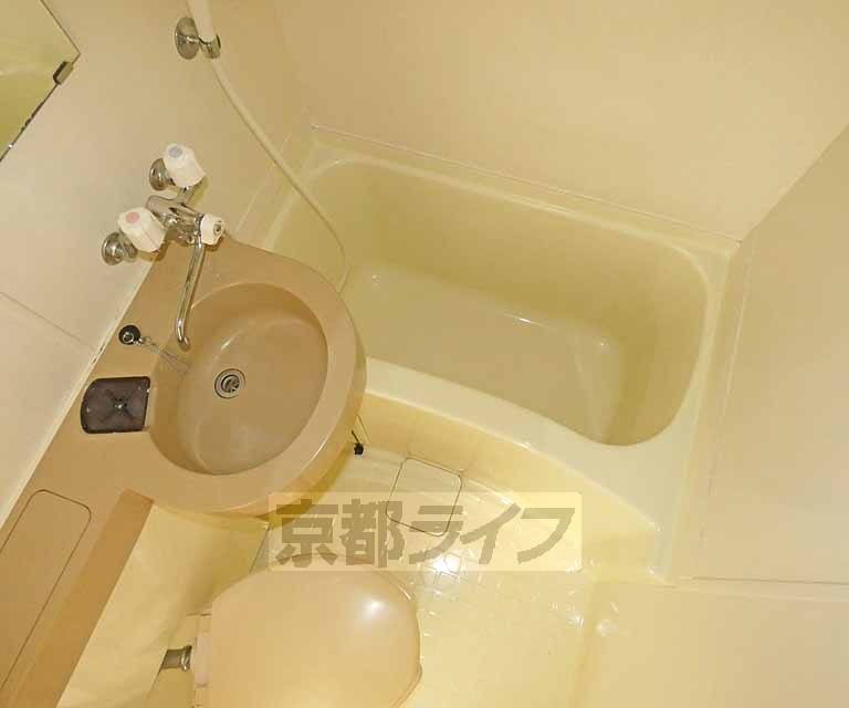 バス・シャワールーム　バスです。