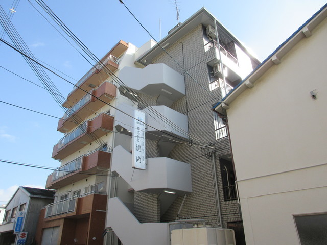 建物外観　キレイな外観です。