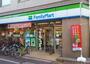 コンビニ　ファミリーマート雪が谷大塚駅西店（コンビニ）まで366m