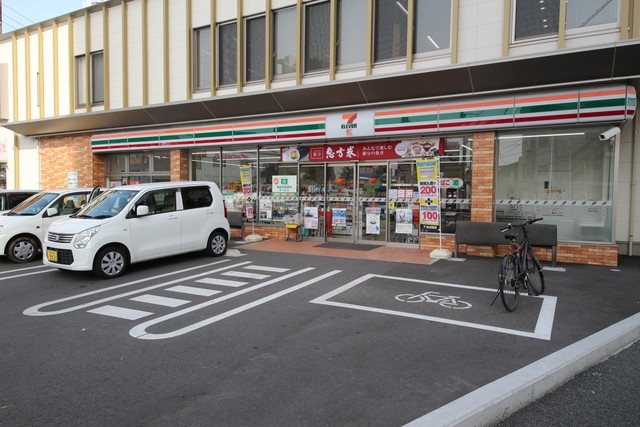 コンビニ　セブンイレブン松山土橋町店（コンビニ）まで140m