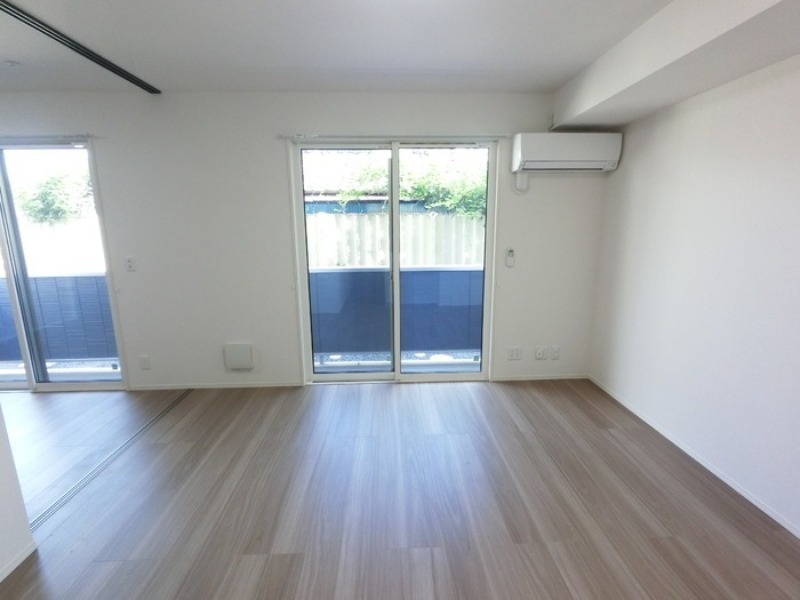 居室・リビング　図面と現状に相違がある場合には現状を優先