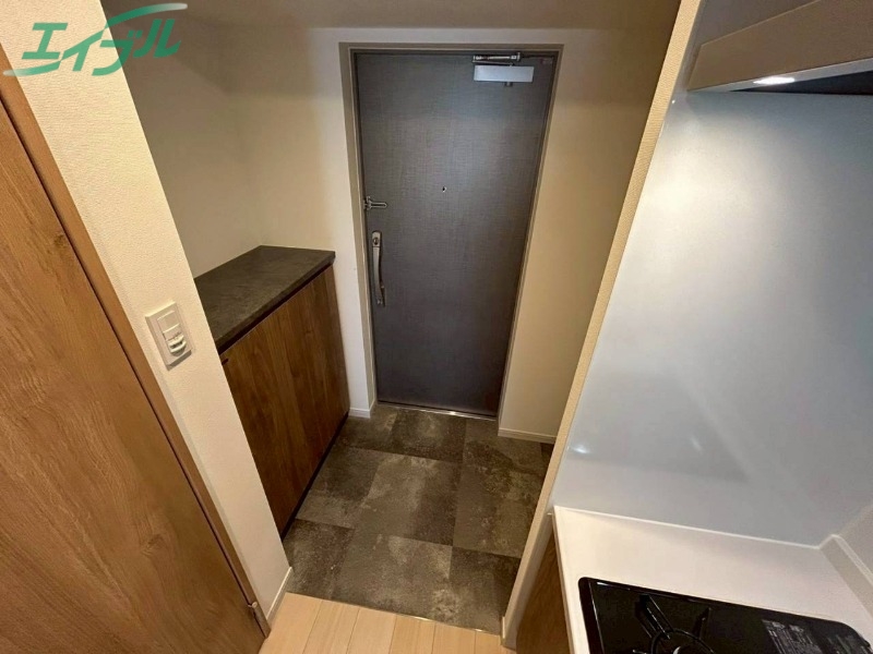 玄関　同型参考写真