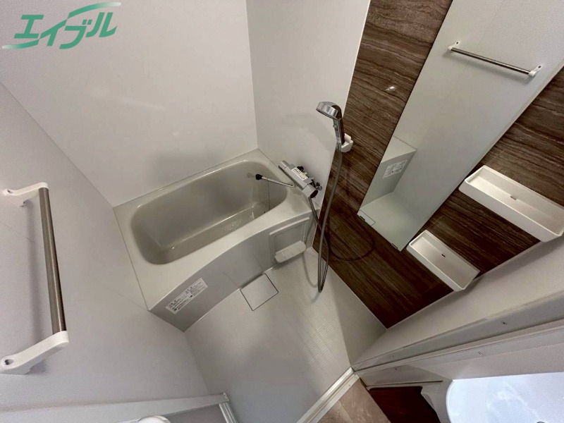 バス・シャワールーム　同型参考写真