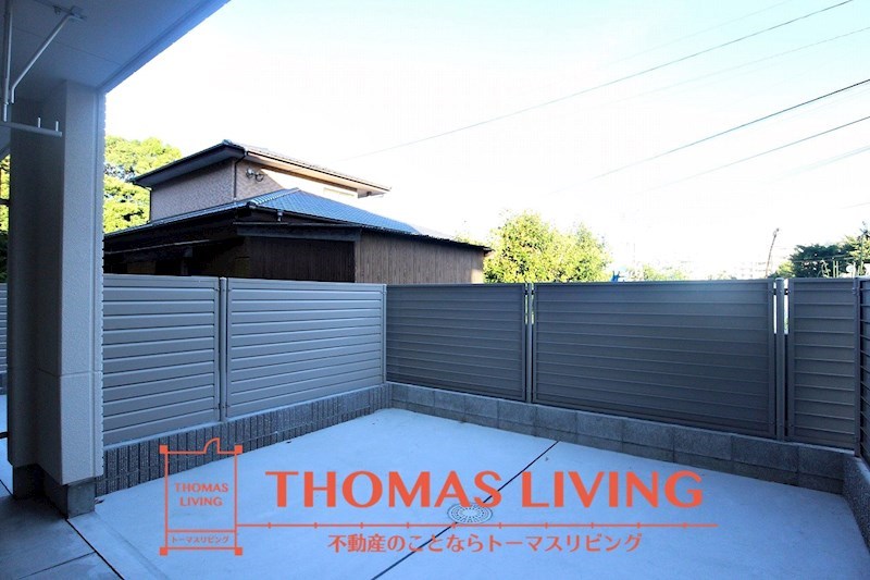 眺望　1階は広々専用の庭付き