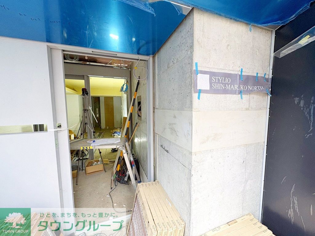 ロビー　エントランス