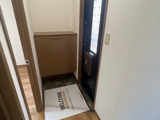 玄関　他号室のお写真です