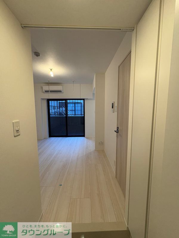 玄関　※参考写真