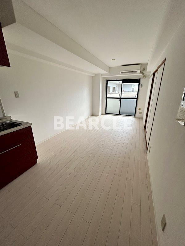 居室・リビング　別号室の写真