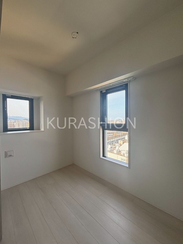 トイレ　※同型シリーズ参考写真