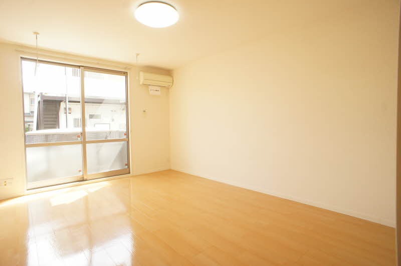 居室・リビング　図面と現状に相違がある場合には現状を優先