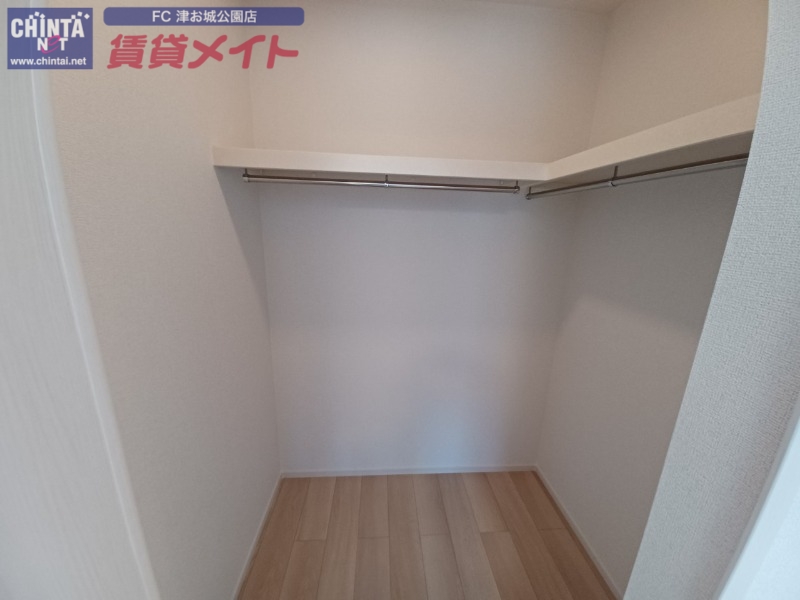 収納　同型部屋写真です。
