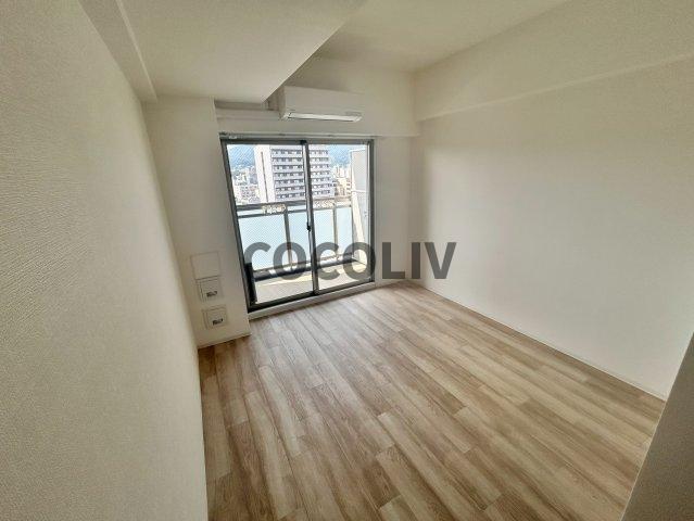 居室・リビング　同物件別部屋写真