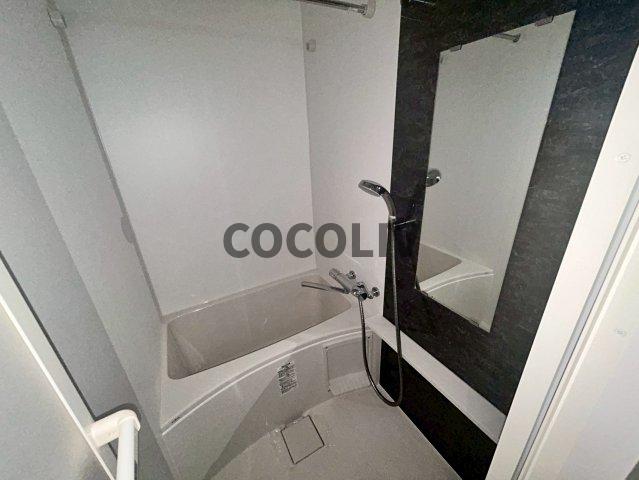 バス・シャワールーム　同物件別部屋写真