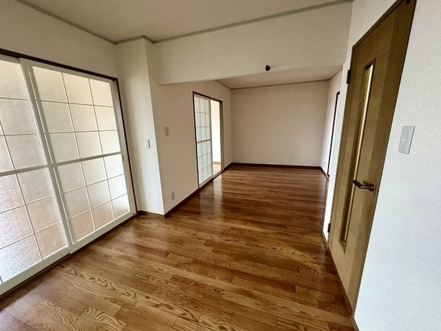 居室・リビング　ヴェラクレスト弐番館洋室