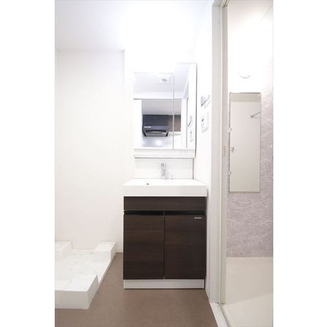 洗面設備　当社提携物件の為、どこよりも安く早く安心してご契約できます。