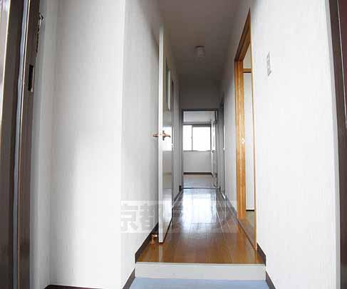 玄関　玄関を入ったところです。