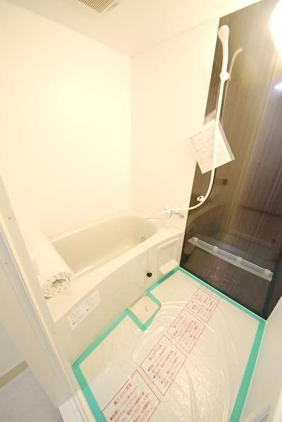 バス・シャワールーム　室内