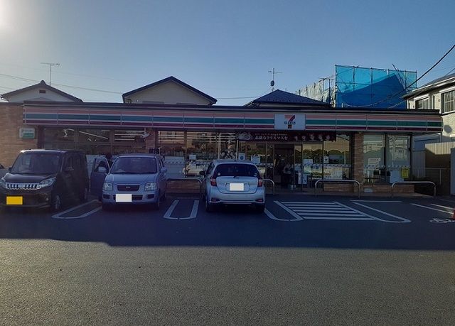 コンビニ　セブン　戸田美女木8丁目店（コンビニ）まで750m