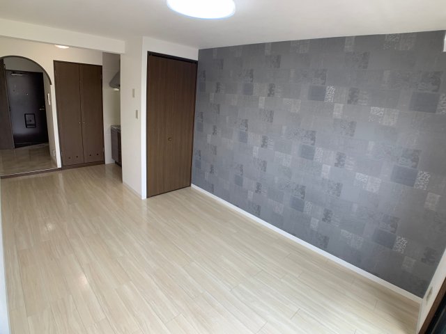 居室・リビング　南東向き9.2帖の洋室です♪