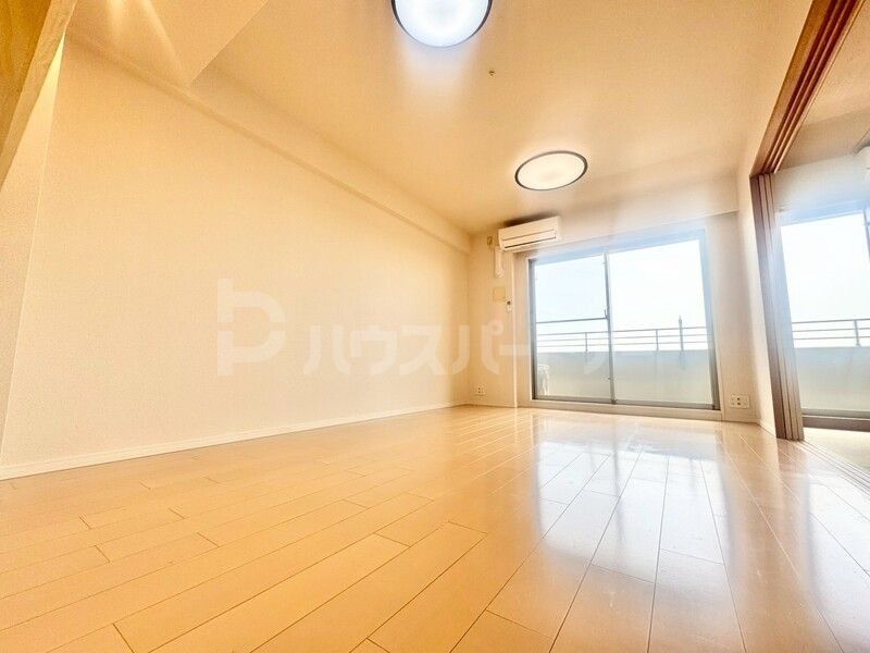 居室・リビング　※別号室参考写真※