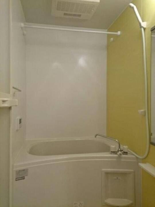 バス・シャワールーム　浴室