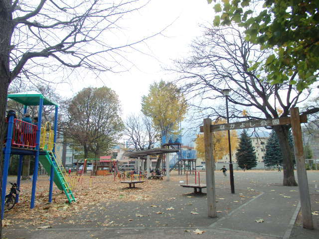 公園　なかよし公園（公園）まで215m