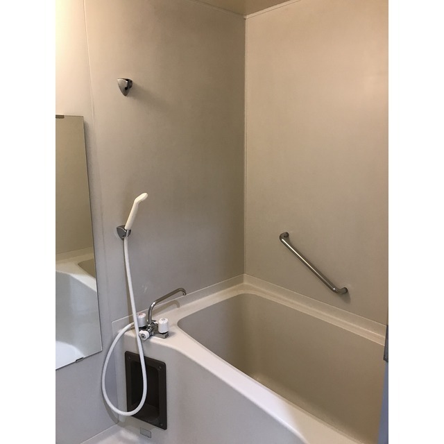 バス・シャワールーム　バス※別部屋参考写真