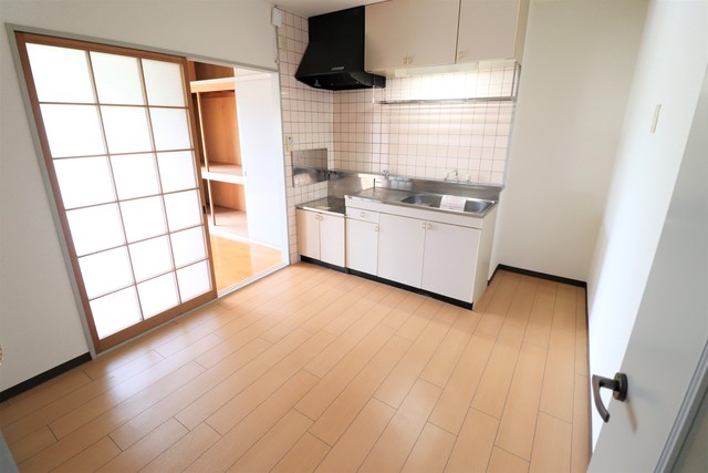 居室・リビング　６帖　ダイニング