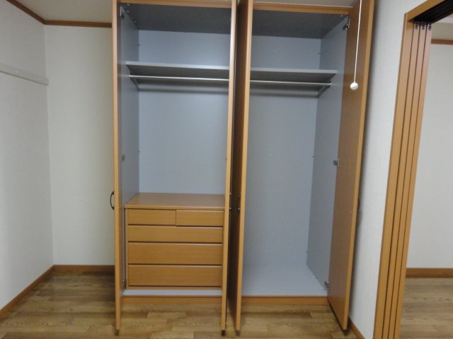 収納　クローゼット