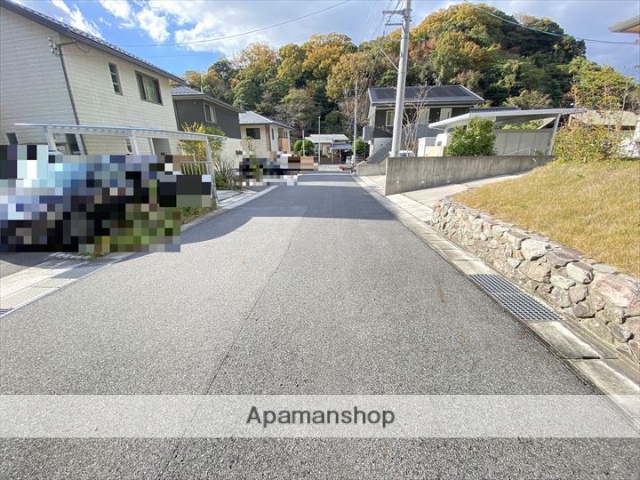 その他　前面道路（その他）まで0m