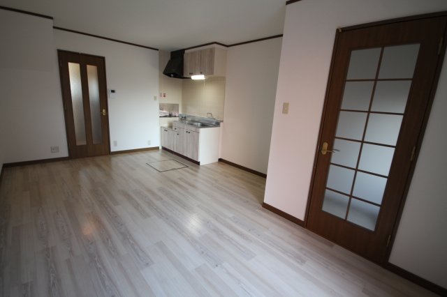 居室・リビング　※同物件別号室の写真になります