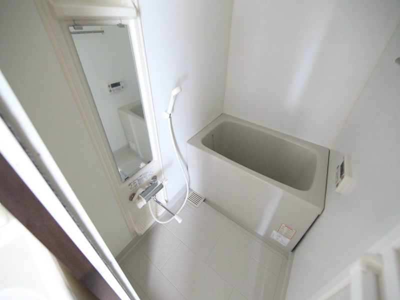 バス・シャワールーム　追い焚き付　浴室暖房乾燥機能付バスルーム