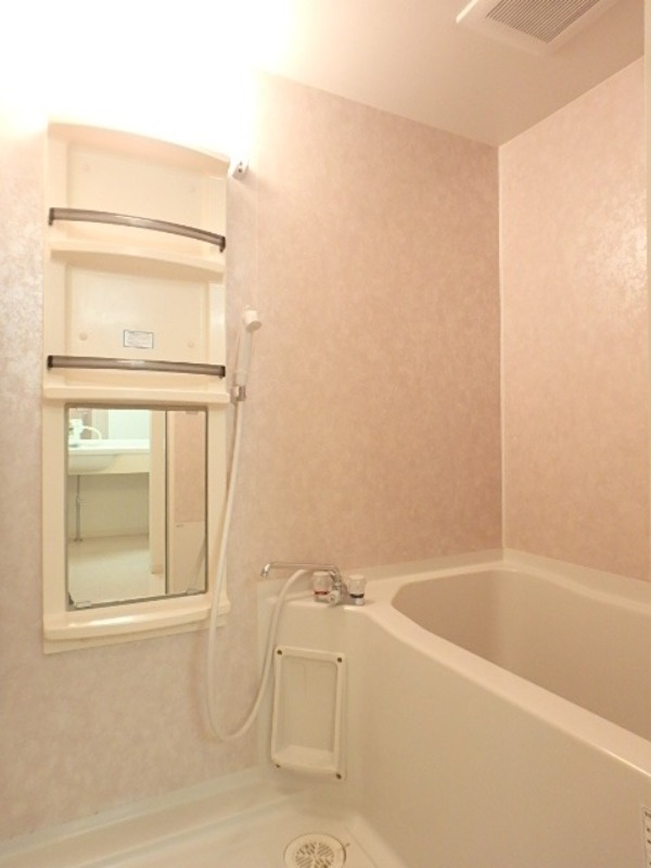 バス・シャワールーム　図面と現状に相違がある場合には現状を優先