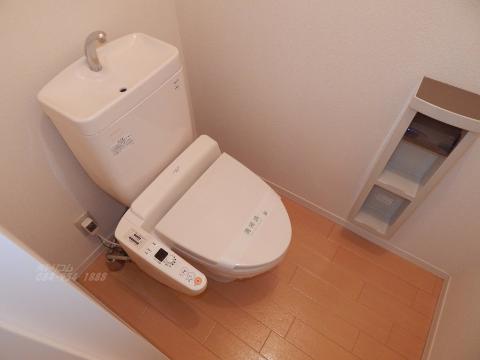 トイレ　シャワー付トイレ