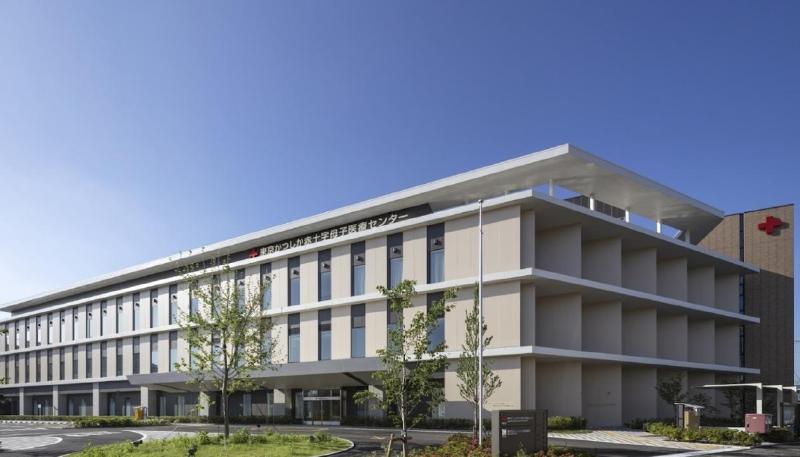 病院　東京かつしか赤十字母子医療センター（病院）まで140m