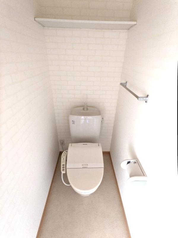 トイレ　図面と現状に相違がある場合には現状を優先