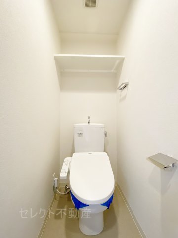 トイレ　ゆったりとした空間のトイレです