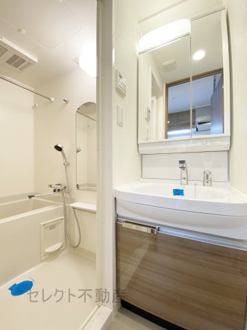 洗面設備　洗面所です