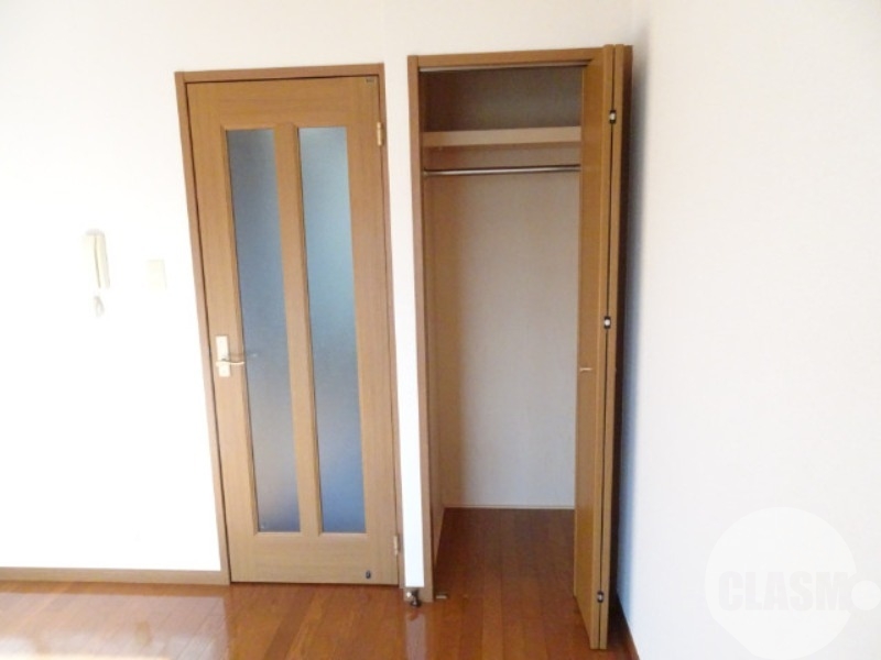 収納　クローゼット