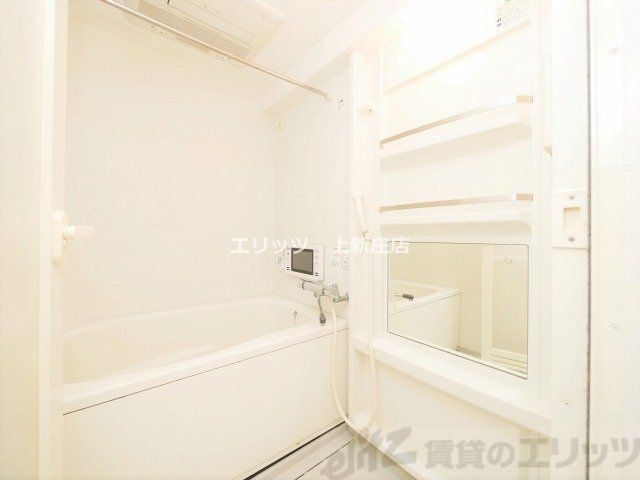 バス・シャワールーム　洗面