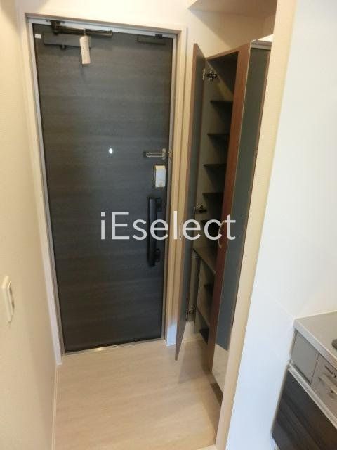 玄関　大きなシューズボックス付き♪