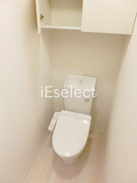 トイレ　ウォシュレット付きです♪