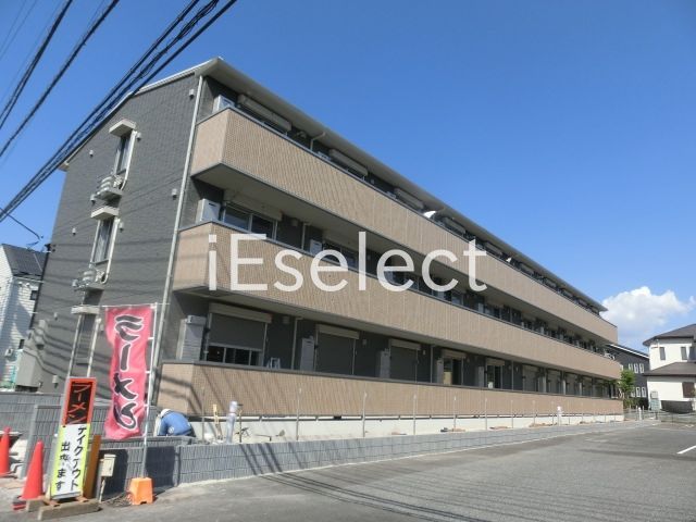 建物外観　2023年8月完成、都市ガス、インターネット無料