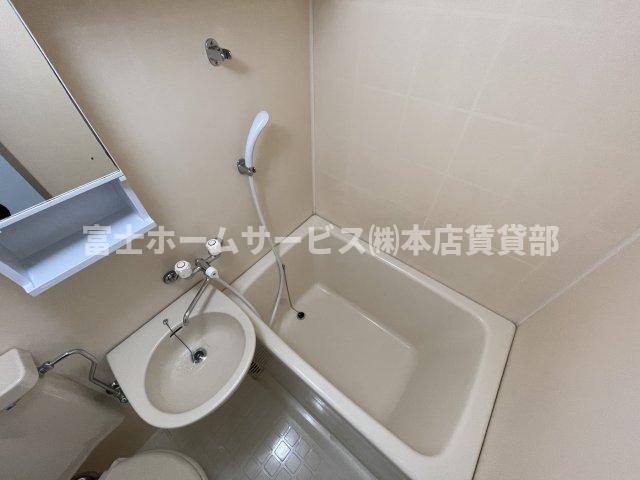 洗面設備　別部屋参考イメージ写真